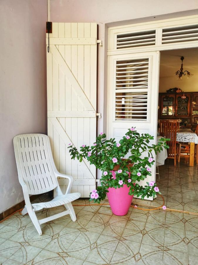 Vue Sur Mer A La Villa Parme Le Robert Buitenkant foto